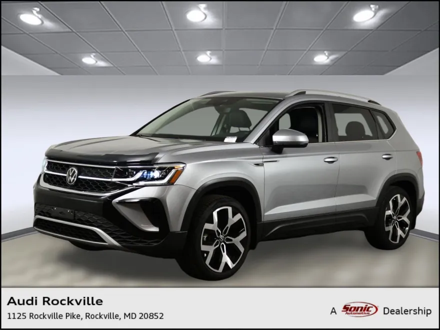 2023 Volkswagen Taos SEL photo 1