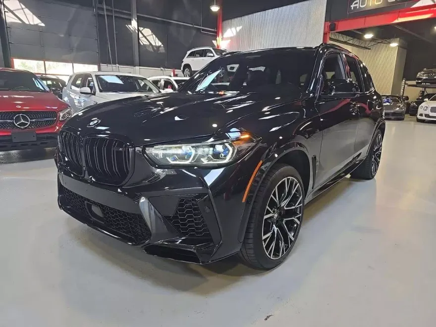 2022 Bmw X5 M photo 1