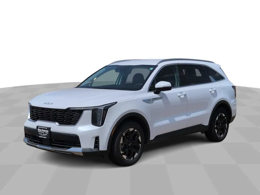2024 Kia Sorento S photo 1