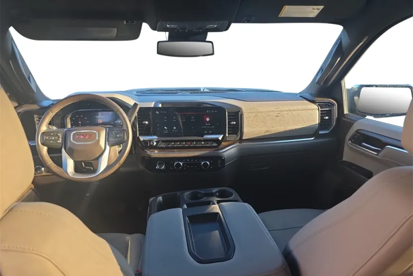 2024 Gmc Sierra 1500 SLT photo 1
