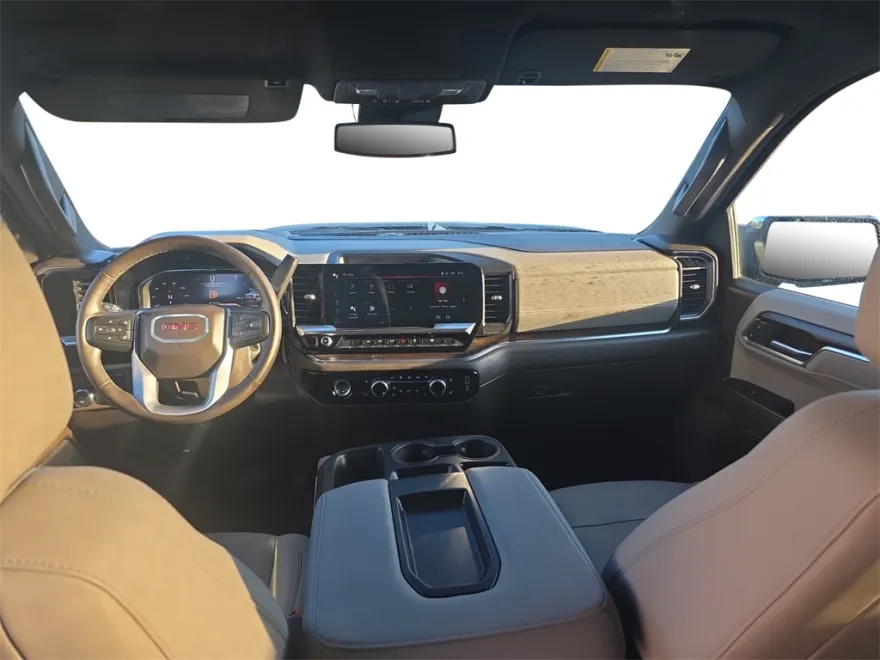 2024 Gmc Sierra 1500 SLT photo 1