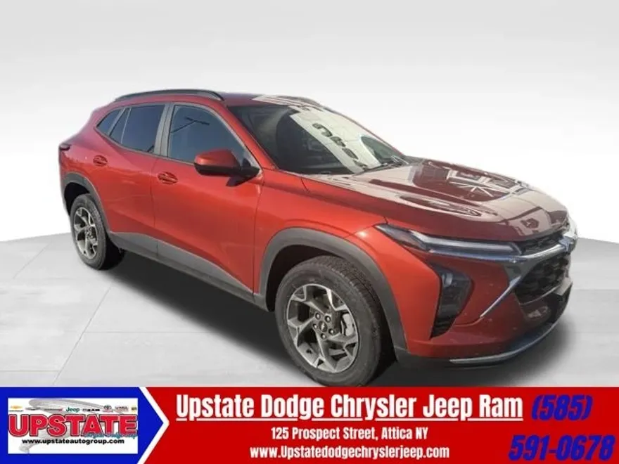 2024 Chevrolet Trax LT photo 1