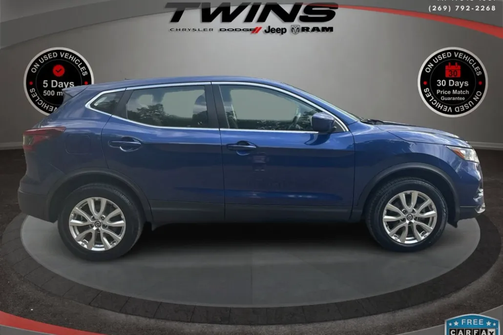 2021 Nissan Rogue Sport S photo 1
