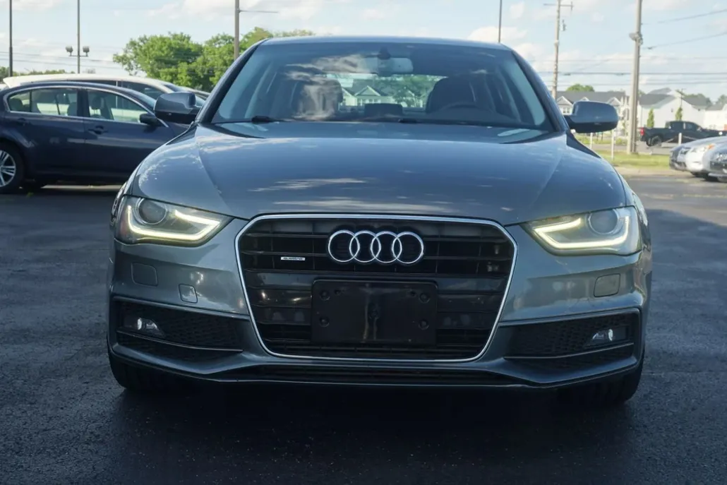 2014 Audi A4 Premium Plus Quattro photo 1