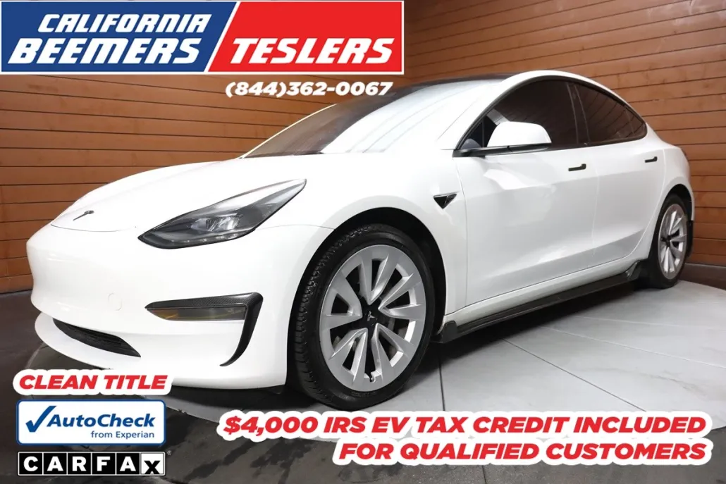 2023 Tesla Model 3 photo 1