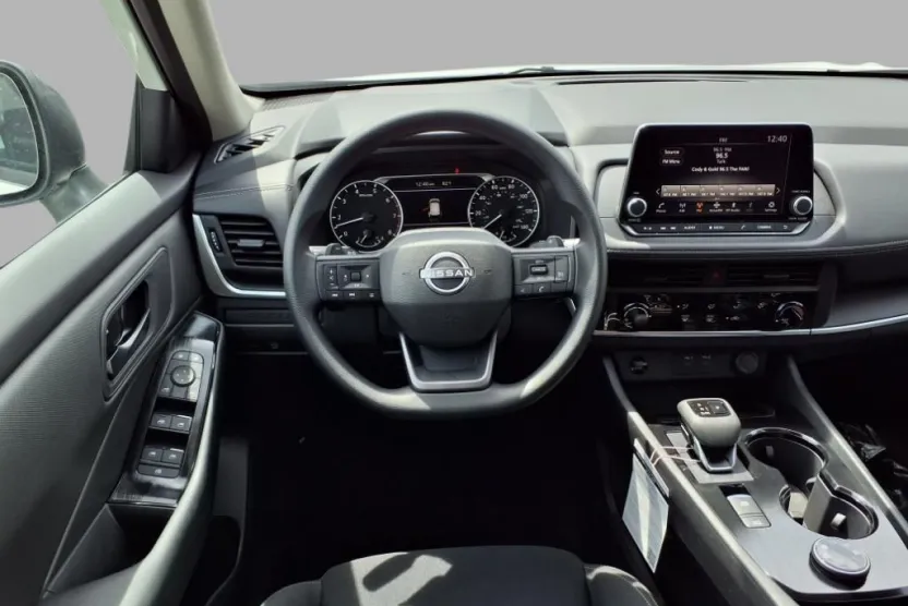 2026 Nissan Rogue S photo 1