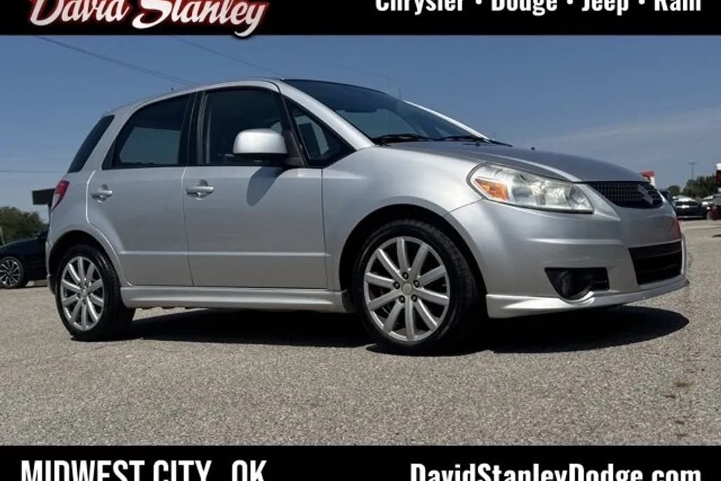 2012 Suzuki SX4 photo 1