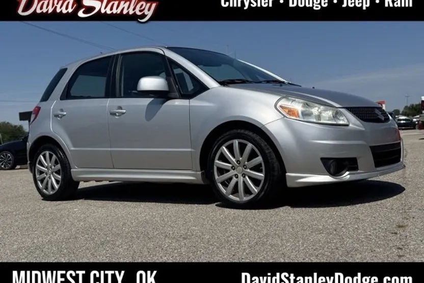 2012 Suzuki SX4 photo 1