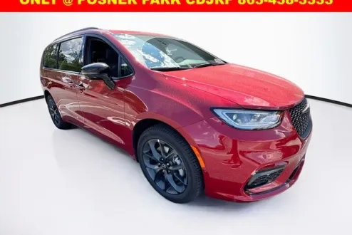 2026 Chrysler Pacifica Limited photo 3