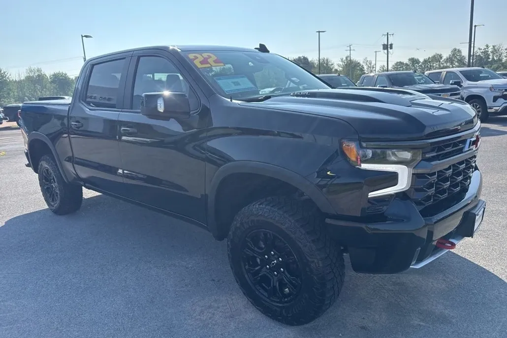 2022 Chevrolet Silverado 1500 ZR2 photo 1