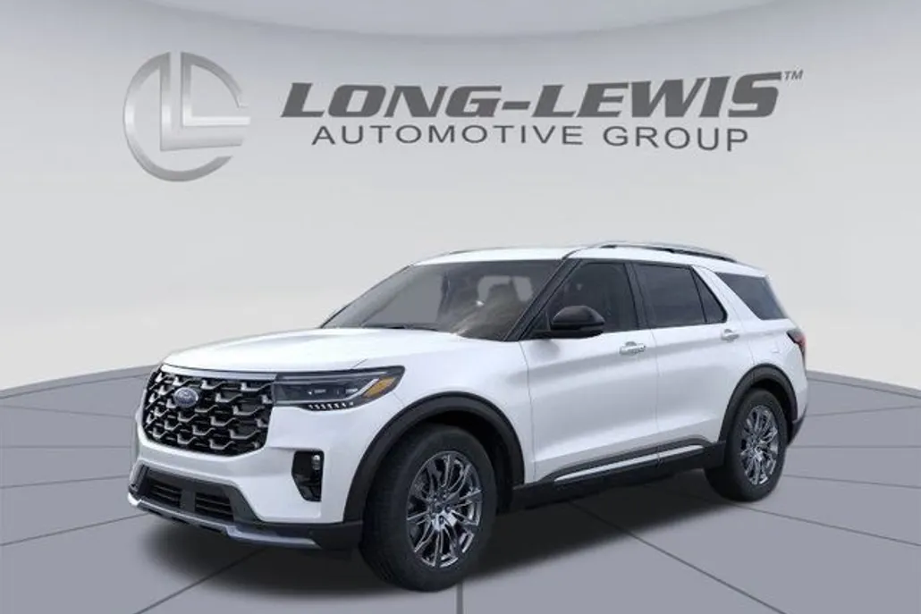 2025 Ford Explorer Platinum photo 1