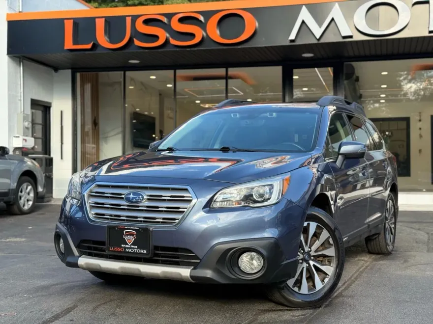 2017 Subaru Outback 2.5i Limited photo 1