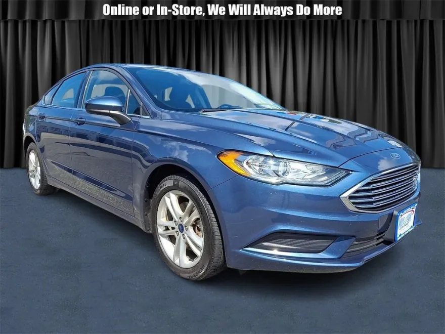 2018 Ford Fusion SE photo 1