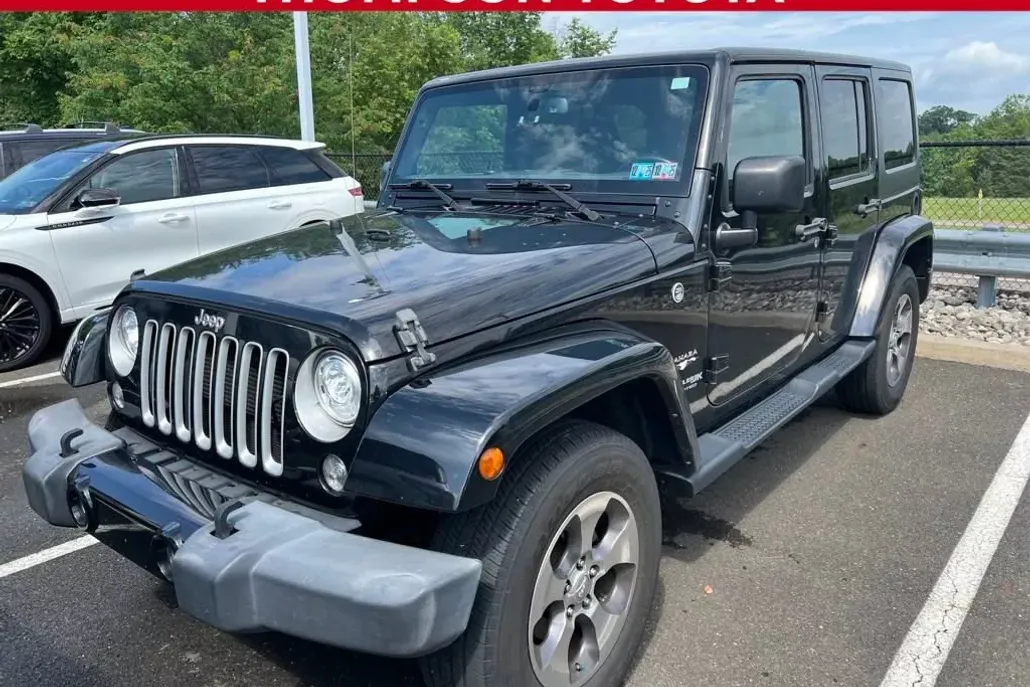 2018 Jeep Wrangler Unlimited Sahara photo 1