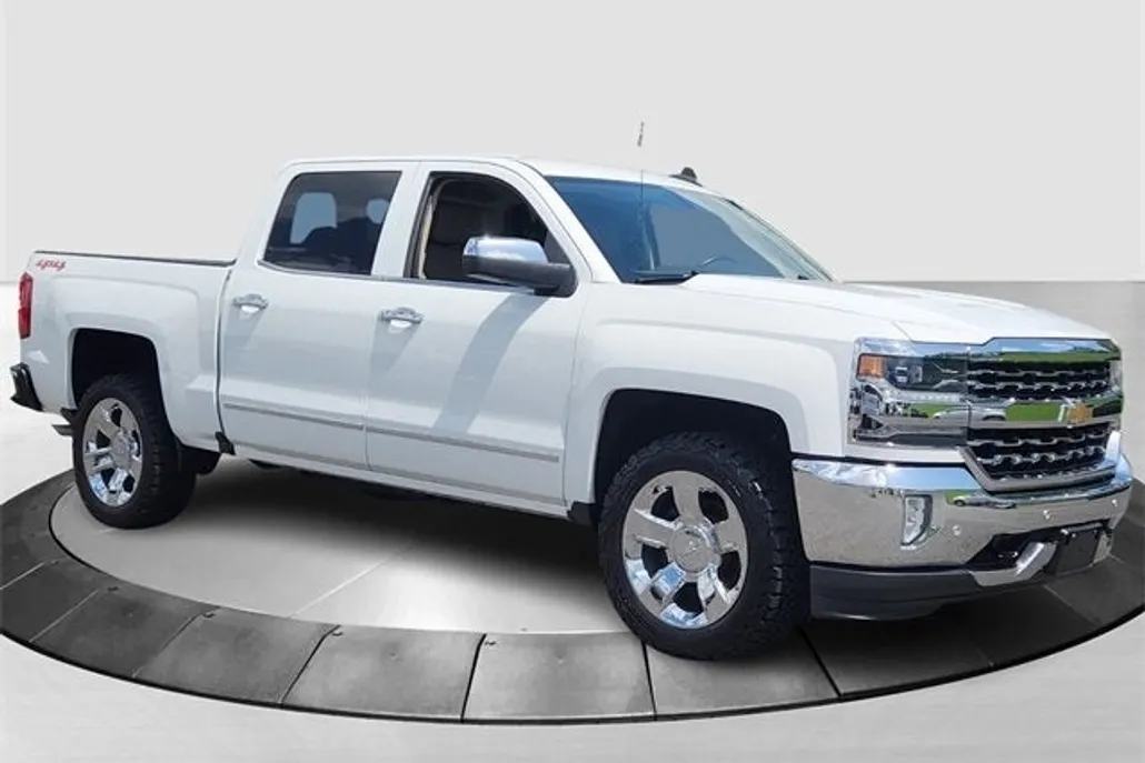 2018 Chevrolet Silverado 1500 LTZ photo 1