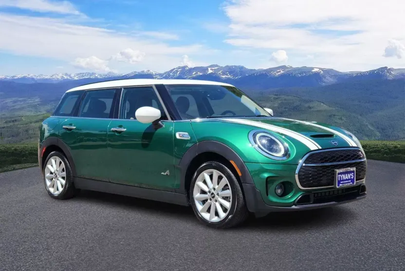 2023 Mini Clubman Base S ALL4 photo 1