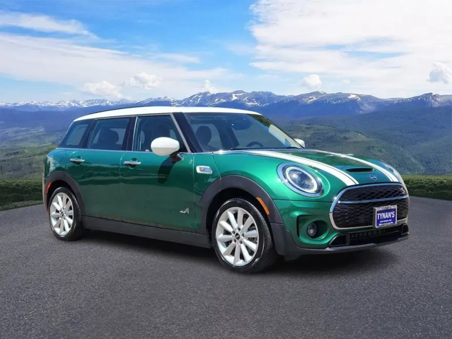 2023 Mini Clubman Base S ALL4 photo 1