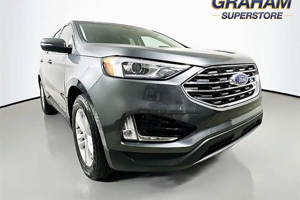 2020 Ford Edge SEL photo 1