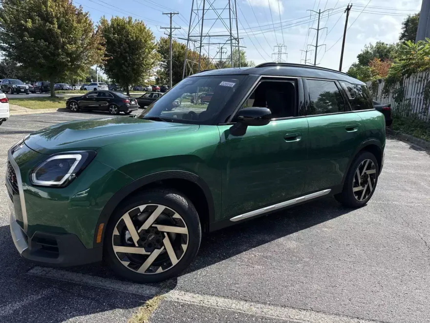 2026 Mini Countryman S ALL4 Iconic photo 1