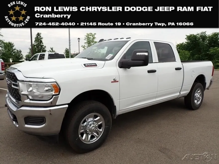 2024 Ram 3500 Tradesman photo 1
