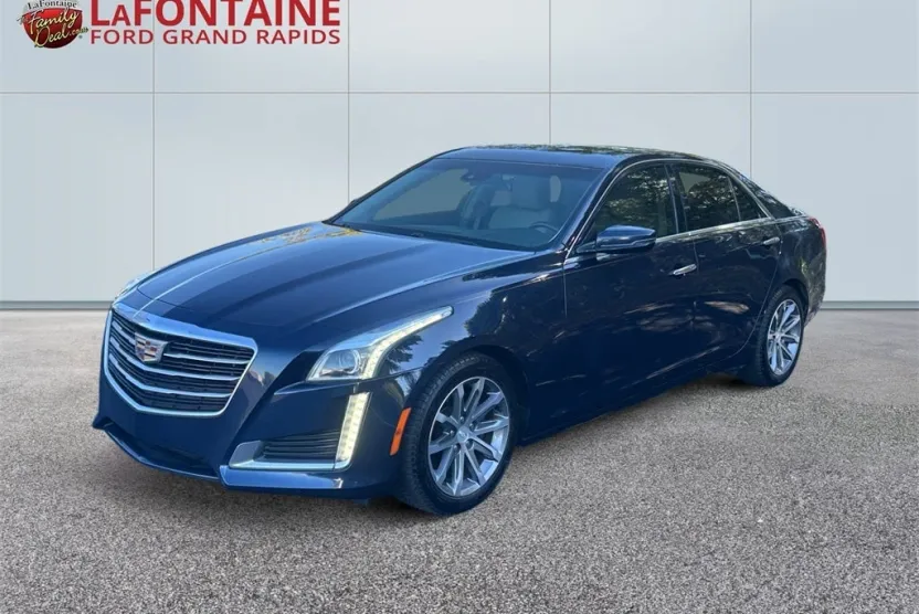2016 Cadillac CTS Luxury photo 1