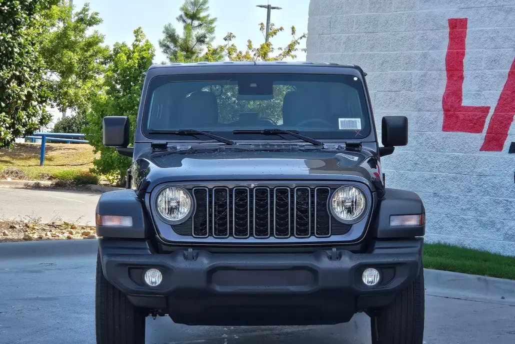 2025 Jeep Wrangler Sport S photo 1