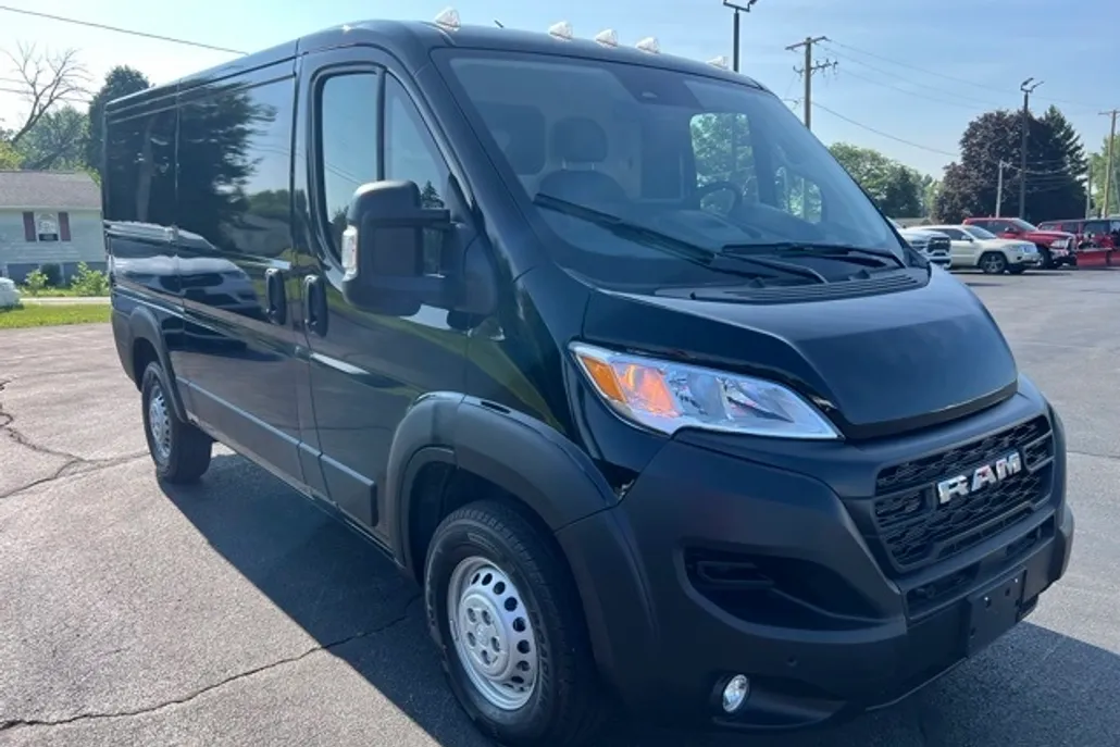 2025 Ram ProMaster 2500 photo 1