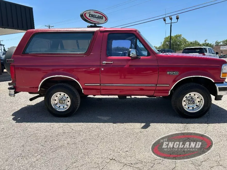 1995 Ford Bronco First Edition photo 8