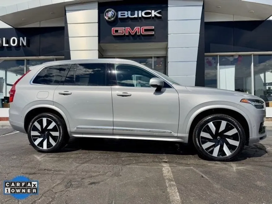 2023 Volvo XC90 Recharge Ultimate photo 1