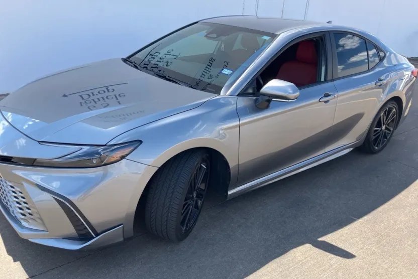 2025 Toyota Camry XSE photo 1
