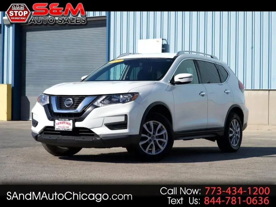 2020 Nissan Rogue SV photo 1