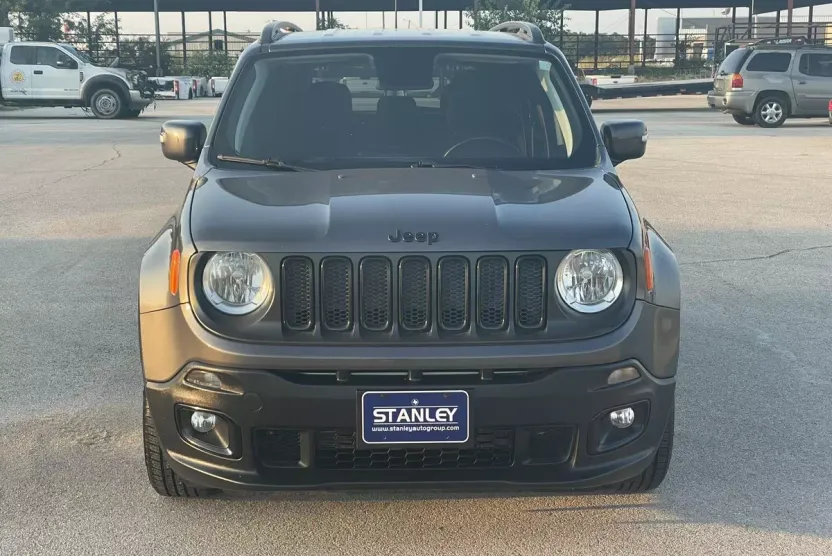 2018 Jeep Renegade Latitude North Edition photo 1