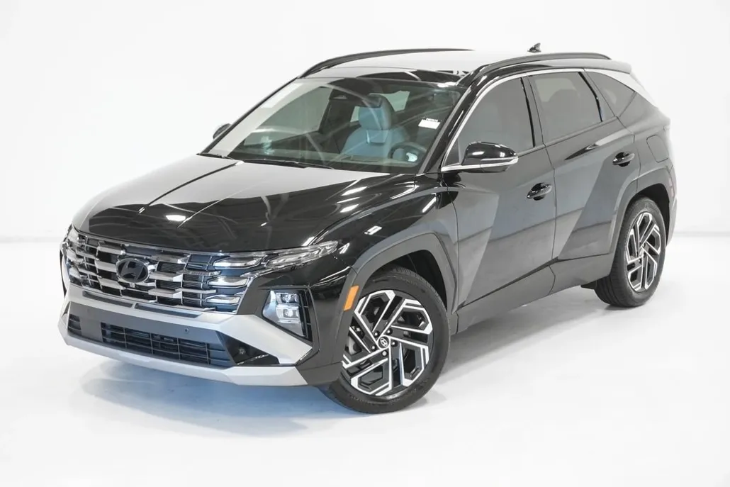 2025 Hyundai Tucson Limited photo 1
