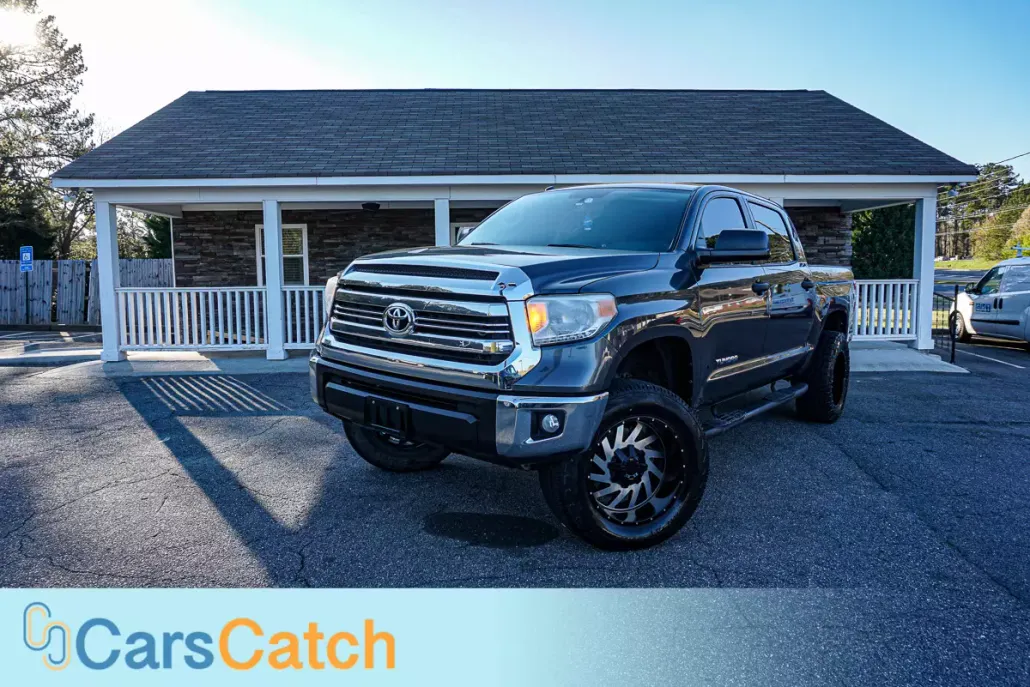 2016 Toyota Tundra SR5 photo 1