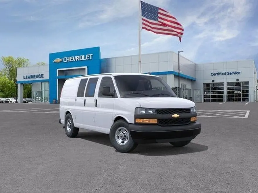 2025 Chevrolet Express Cargo 2500 Base photo 1