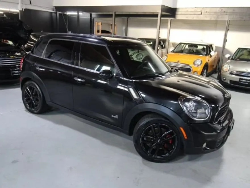 2014 Mini Cooper ALL4 S photo 1