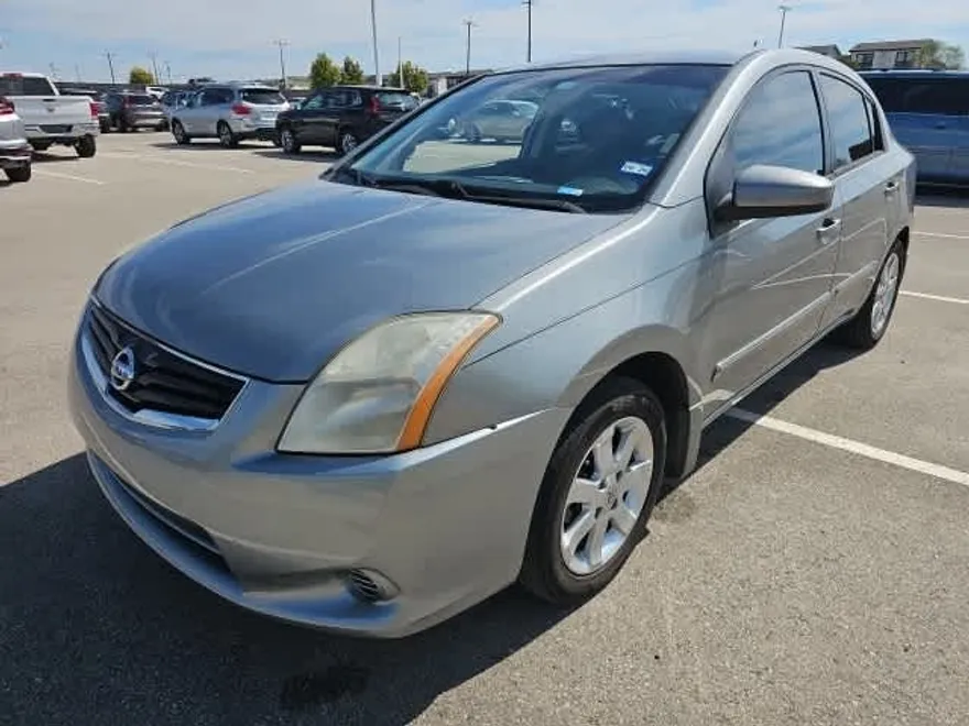 2012 Nissan Sentra 2.0 S photo 1