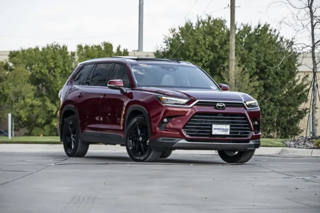 2024 Toyota Grand Highlander Limited photo 1