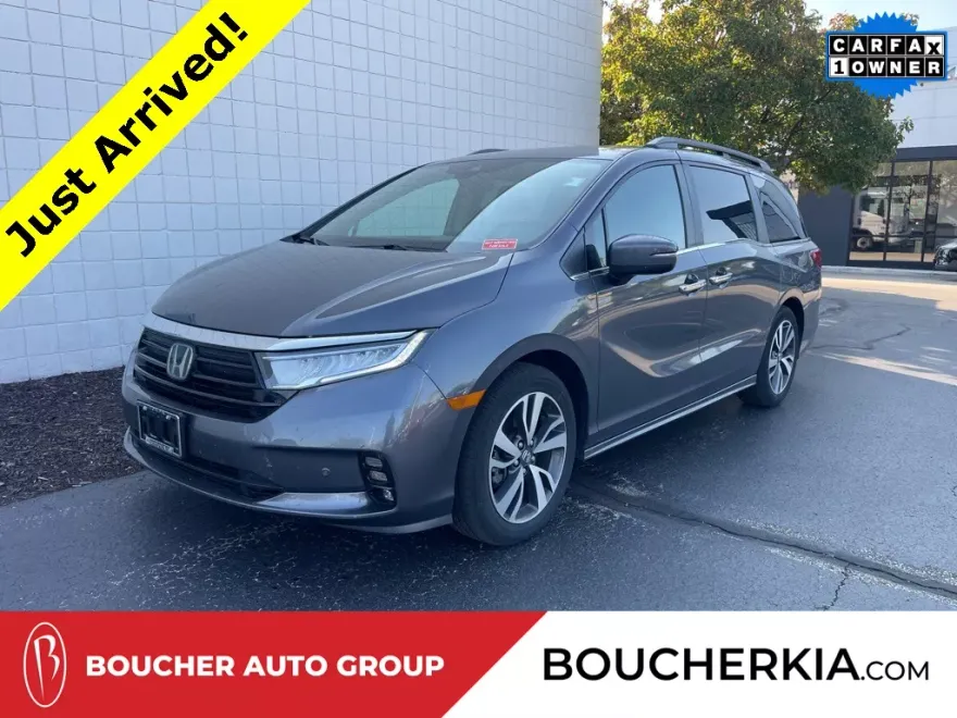 2023 Honda Odyssey Touring photo 1