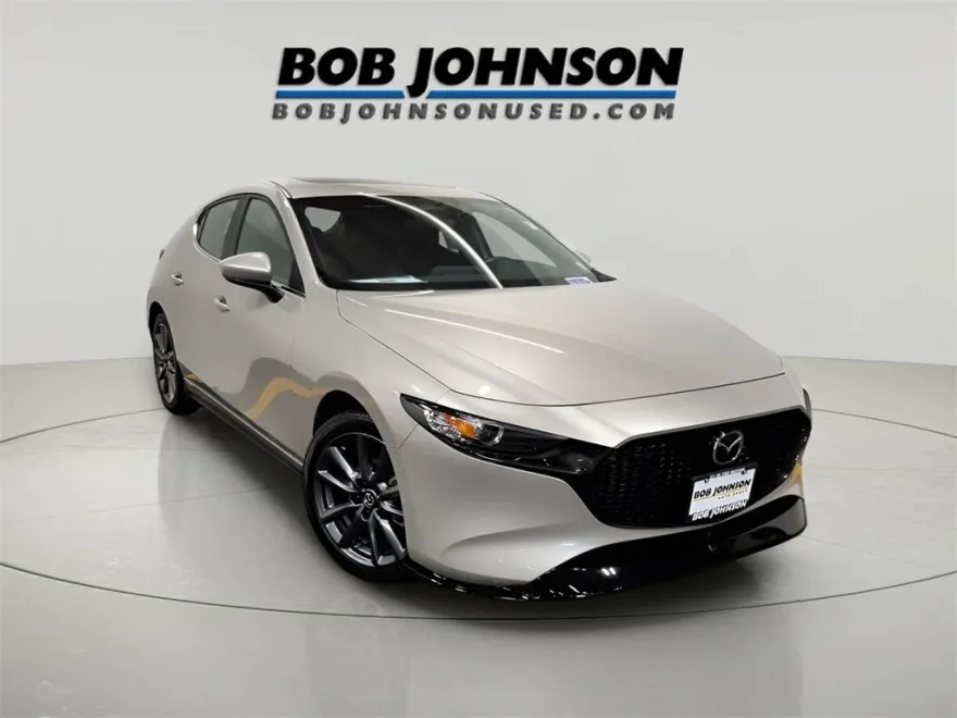 2025 Mazda Mazda3 2.5 s Preferred Hatchback photo 1
