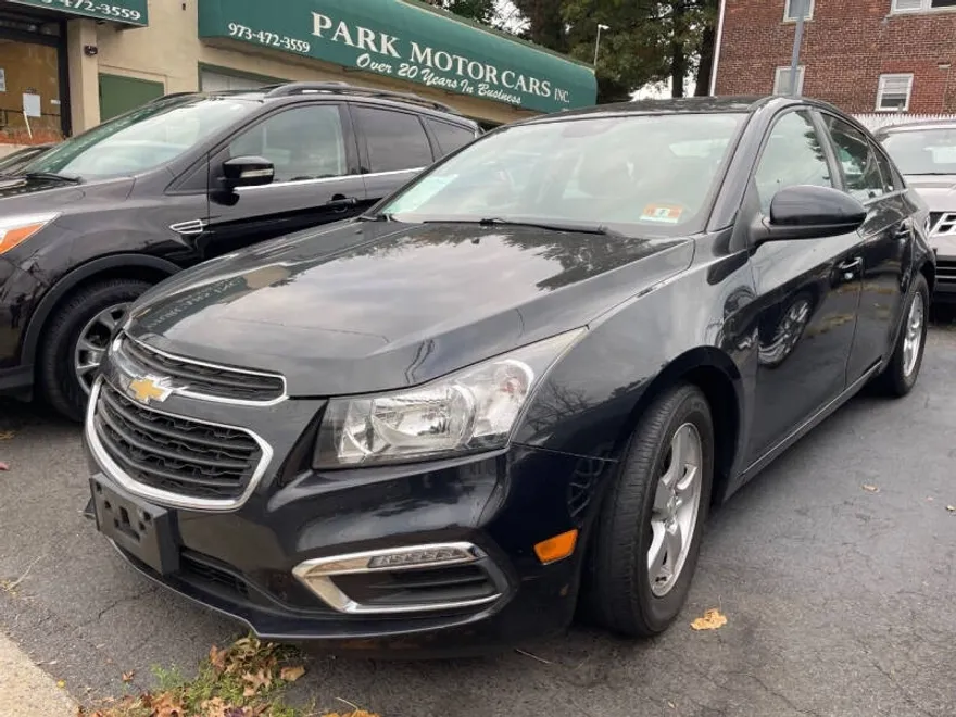 2015 Chevrolet Cruze photo 1