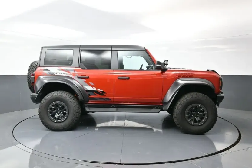 2023 Ford Bronco Raptor photo 1