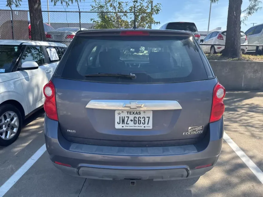 2013 Chevrolet Equinox LS photo 1