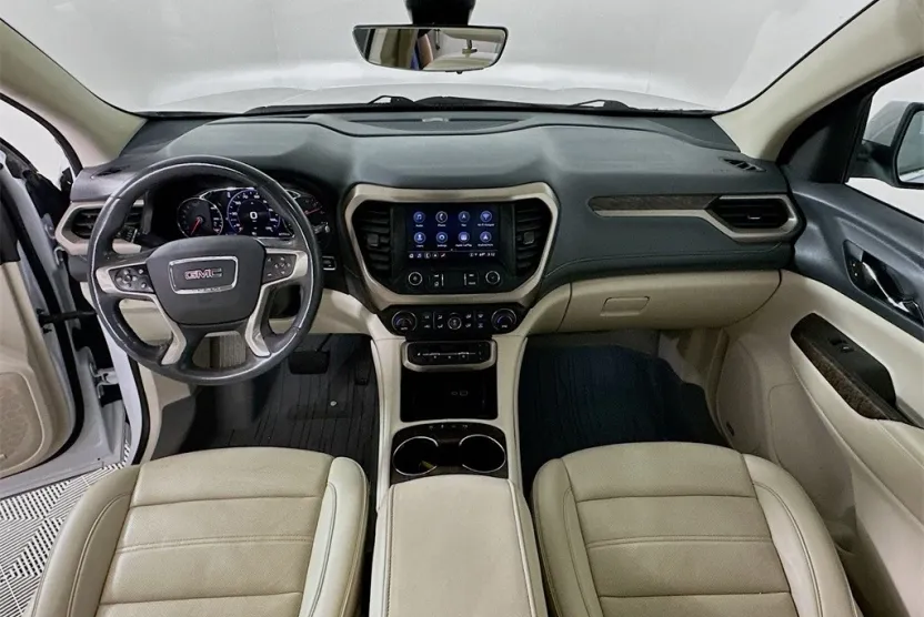 2021 Gmc Acadia Denali photo 1