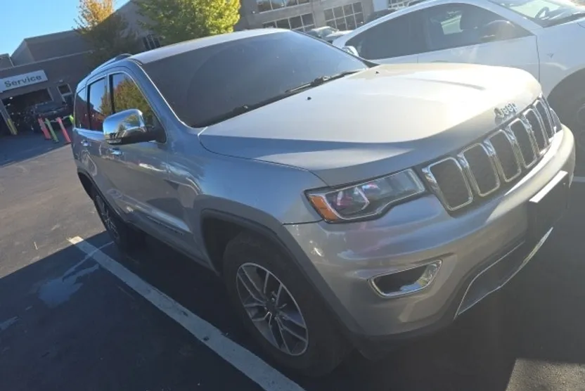 2020 Jeep Grand Cherokee Limited photo 1
