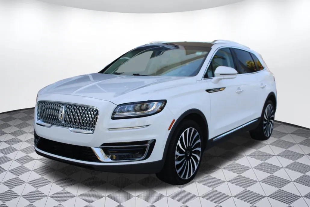 2020 Lincoln Nautilus Black Label photo 1