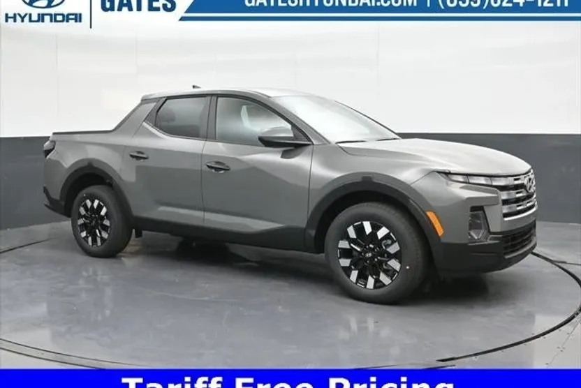 2025 Hyundai Santa Cruz SE photo 1