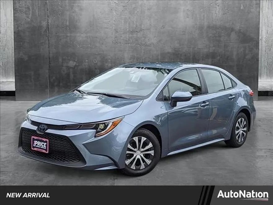 2022 Toyota Corolla Hybrid LE photo 1