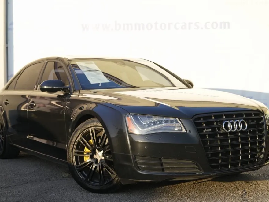 2013 Audi A8 L photo 1