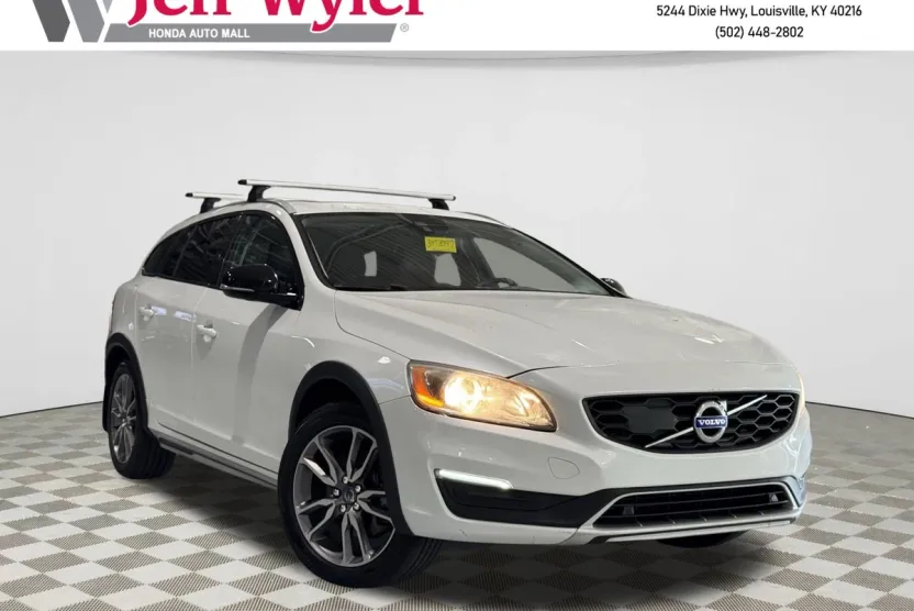 2018 Volvo V60 Cross Country T5 AWD photo 1
